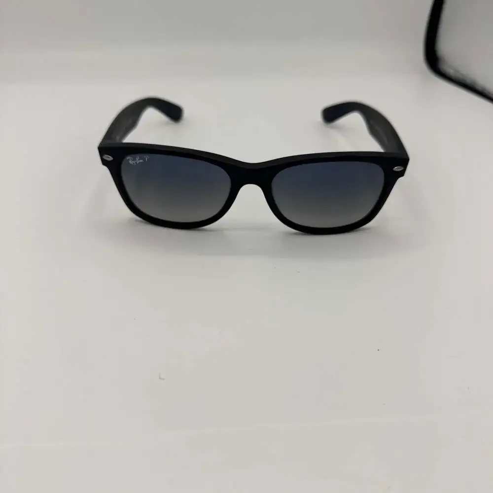 Ray-Ban New Wayfarer Classic Polarized Gradient Blue 55mm Unisex - RB2132